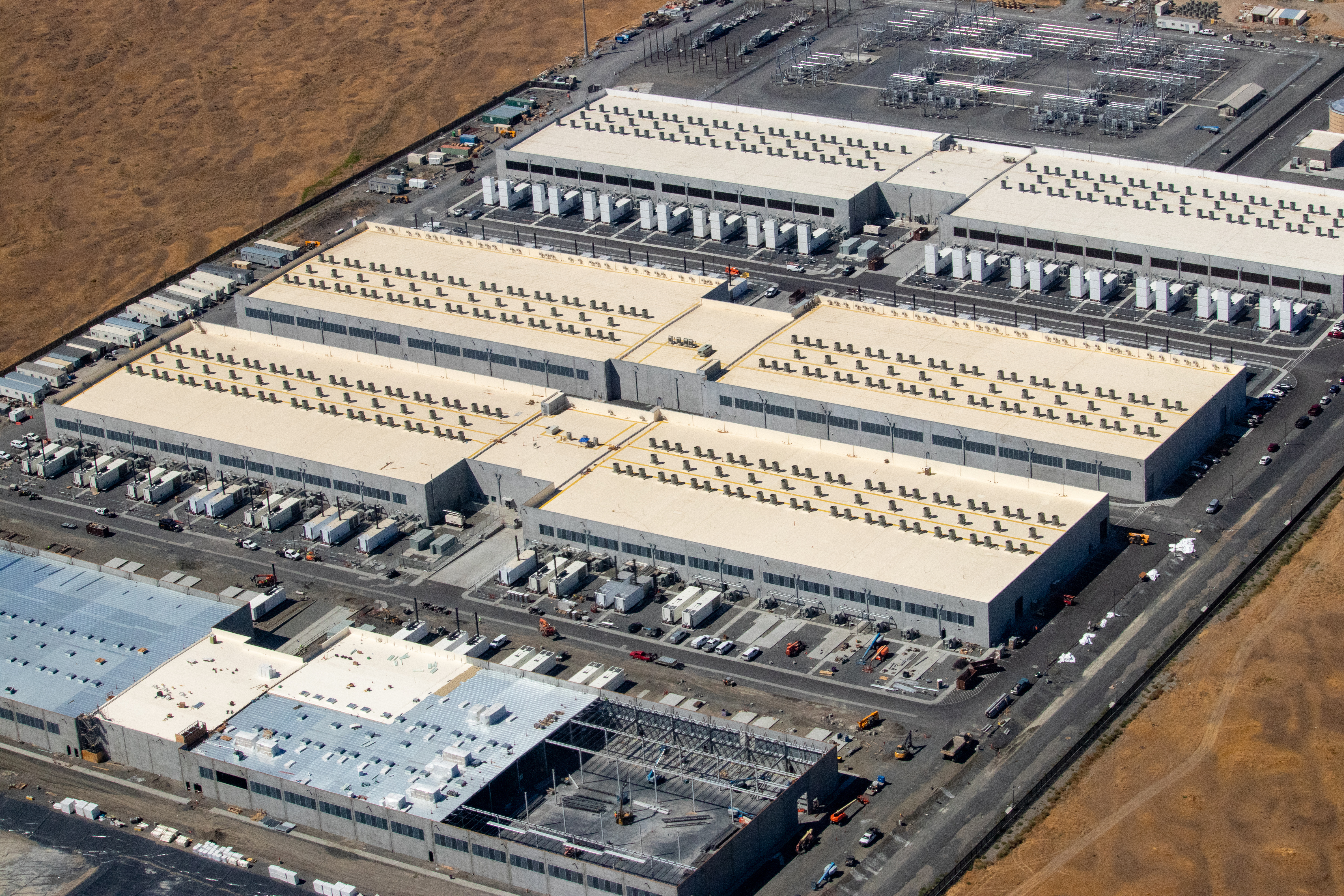 Amazon data center. Source Wikipedia